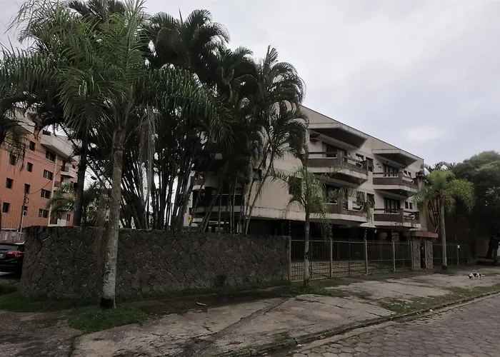 Excelente Localizacao, 400 Metros Da Praia Ar Condicionado E Wi-Fi